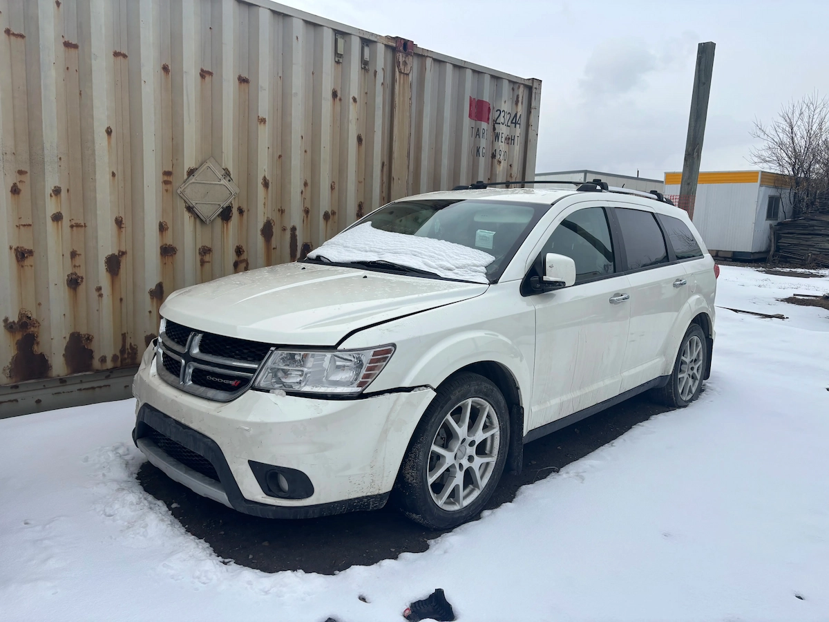Sold pickup truck being loaded for free removal from Diamond Valley